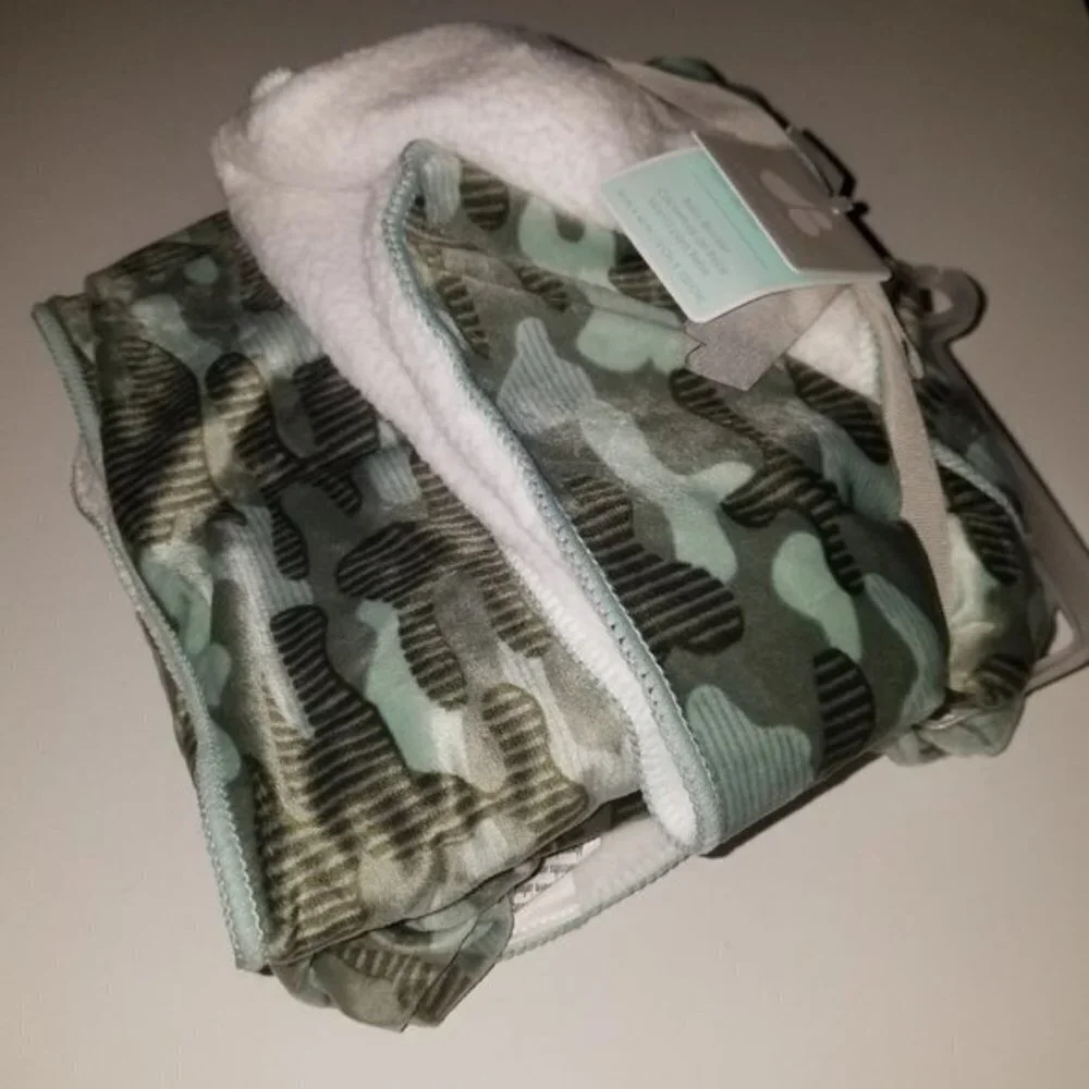 NWT Just Born Green Camouflage Baby Blanket Lovey White Sherpa SOFT 30x40